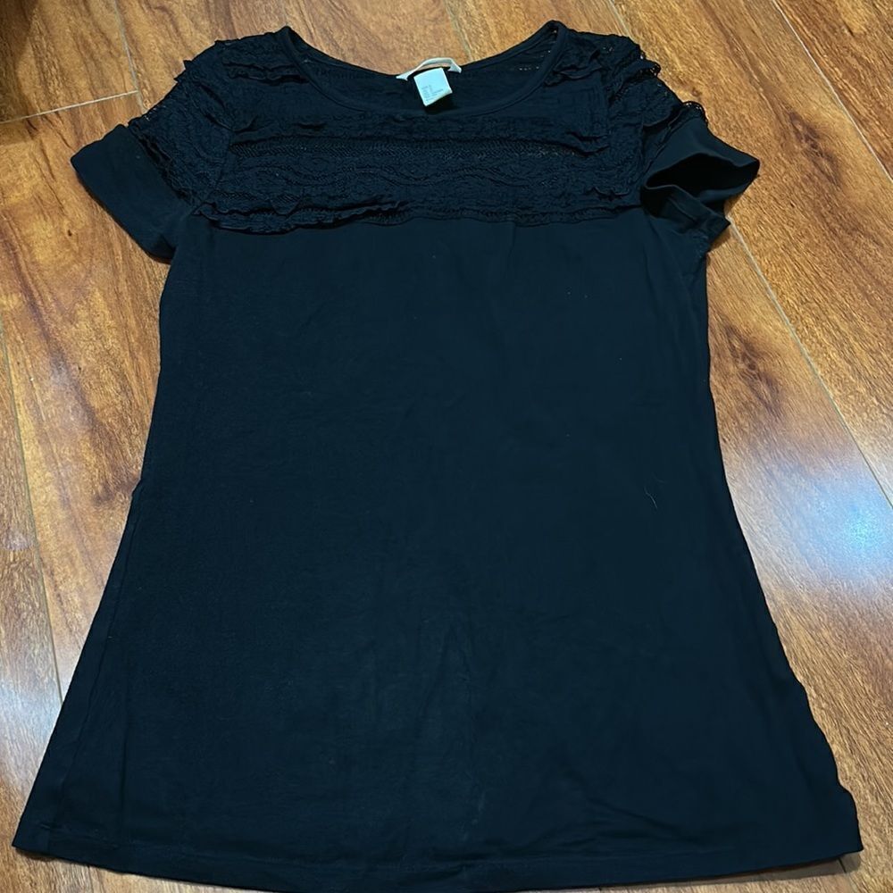 Two Lace front and back H&M top - Picture 3 of 4